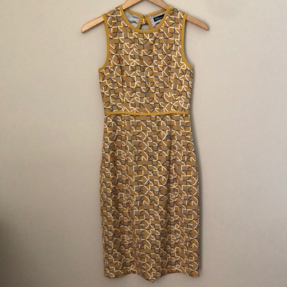 Golden geometric patterned dress